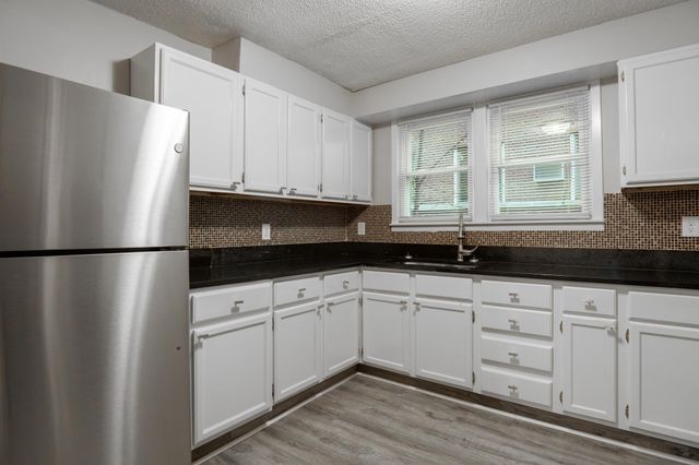 3815 2nd Avenue S, Minneapolis, MN 55409