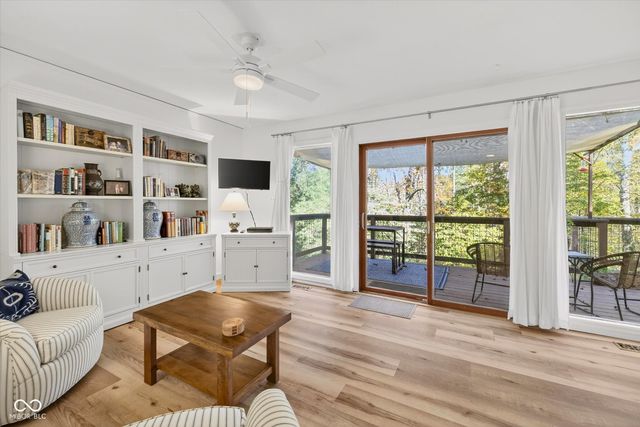 9245 E Woodview Drive, Bloomington, IN 47401