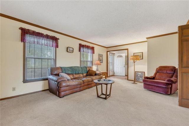 19625 NE 128th Street, Kearney, MO 64060