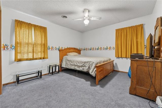 19625 NE 128th Street, Kearney, MO 64060