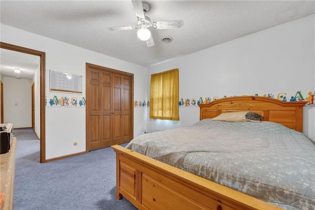19625 NE 128th Street, Kearney, MO 64060