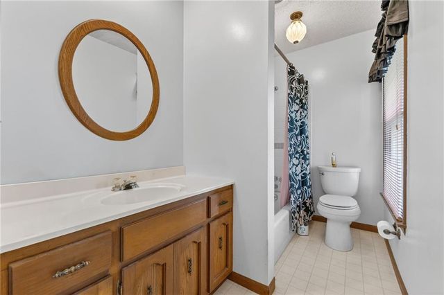 19625 NE 128th Street, Kearney, MO 64060