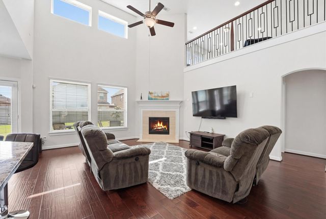 2514 Deerwood Heights Lane, Manvel, TX 77578