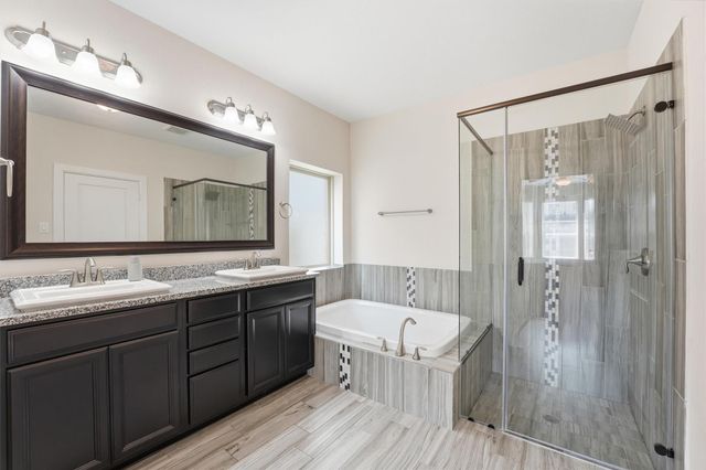 2514 Deerwood Heights Lane, Manvel, TX 77578