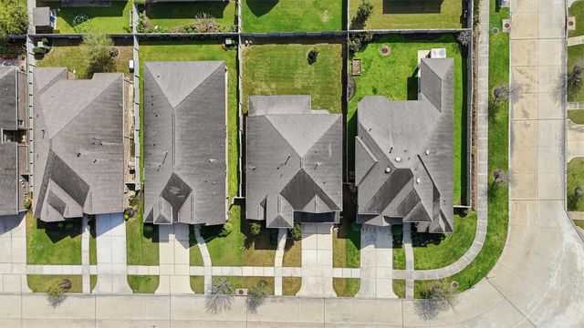 2514 Deerwood Heights Lane, Manvel, TX 77578