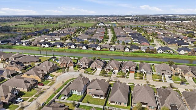 2514 Deerwood Heights Lane, Manvel, TX 77578