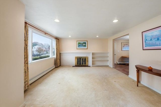 8 Stanley Street, Natick, MA 01760