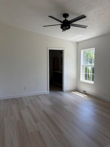 50800 Martz Road, Van Buren, MI 48111