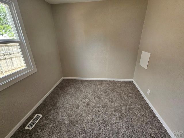 926 W 11th St, Pueblo, CO 81003