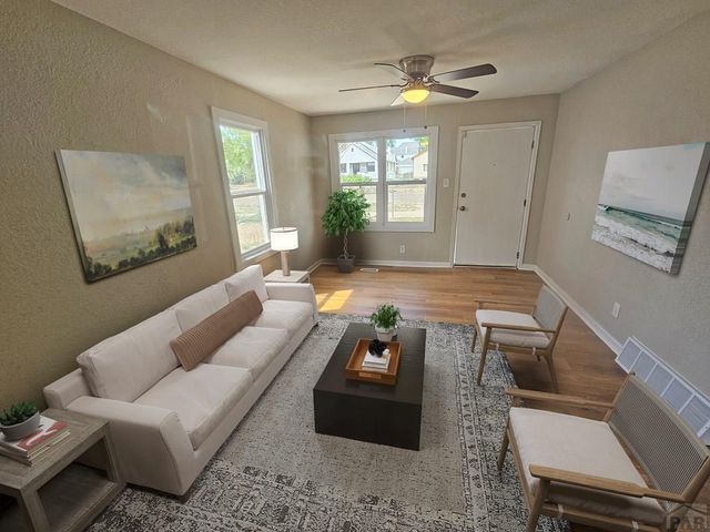 926 W 11th St, Pueblo, CO 81003