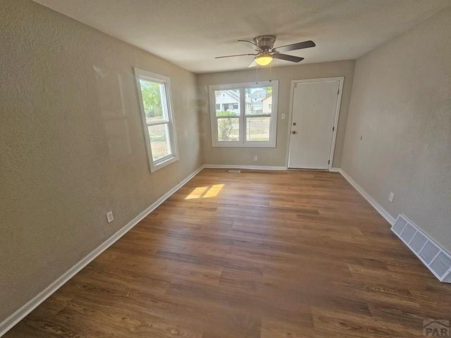 926 W 11th St, Pueblo, CO 81003