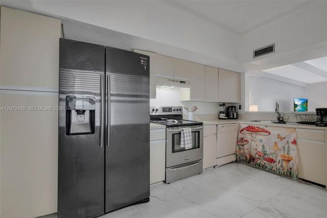 11855 SW 99th Street, Miami, FL 33186