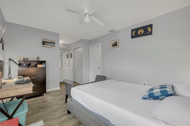 11855 SW 99th Street, Miami, FL 33186