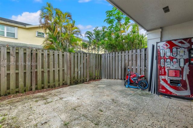 11855 SW 99th Street, Miami, FL 33186