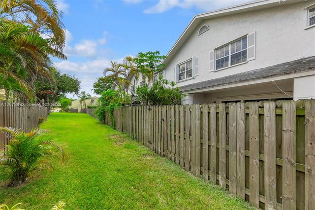 11855 SW 99th Street, Miami, FL 33186