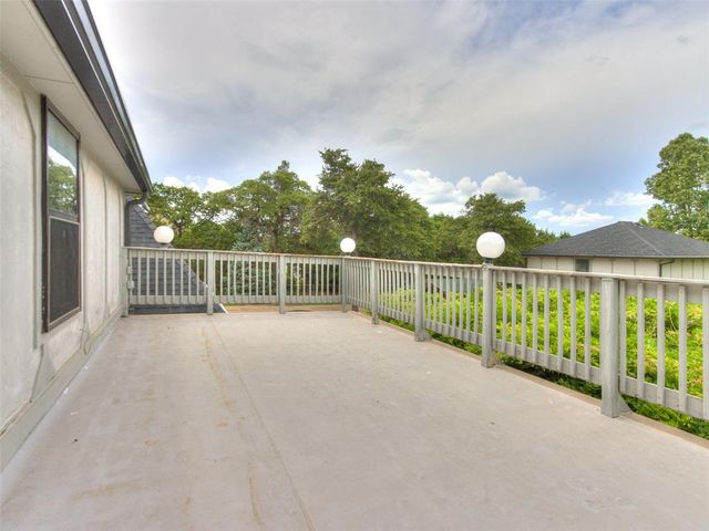 14055 Hummingbird Drive, Choctaw, OK 73020