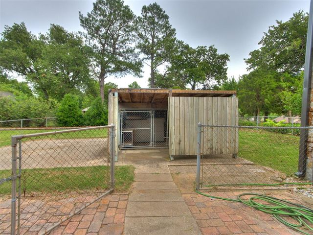 14055 Hummingbird Drive, Choctaw, OK 73020