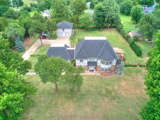 14055 Hummingbird Drive, Choctaw, OK 73020