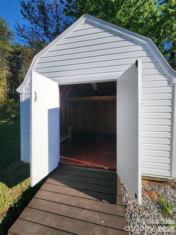 7479 Katherine Drive, Denver, NC 28037