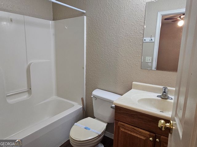107 Lively Oaks, Kingsland, GA 31548