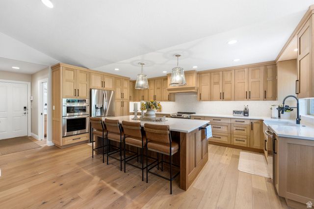 4220 SUMMERWOOD DR, Bountiful, UT 84010