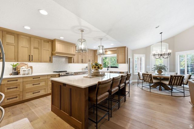4220 SUMMERWOOD DR, Bountiful, UT 84010