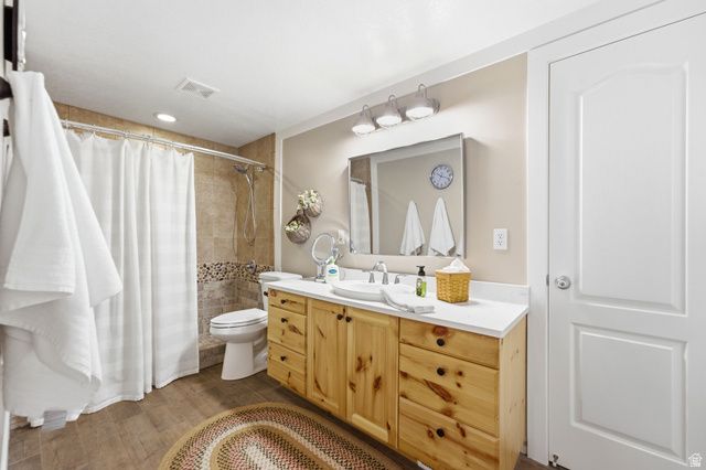 4220 SUMMERWOOD DR, Bountiful, UT 84010