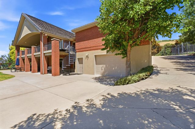 4220 SUMMERWOOD DR, Bountiful, UT 84010