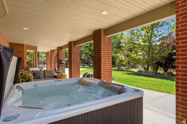 4220 SUMMERWOOD DR, Bountiful, UT 84010