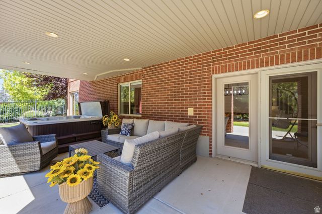 4220 SUMMERWOOD DR, Bountiful, UT 84010