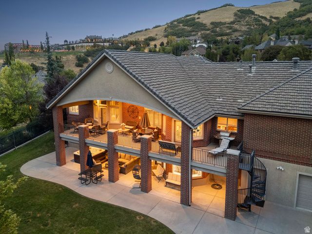 4220 SUMMERWOOD DR, Bountiful, UT 84010
