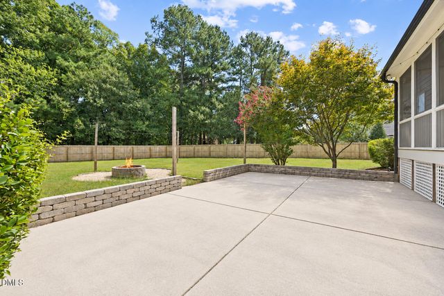 1645 Struble Circle, Willow Springs, NC 27592