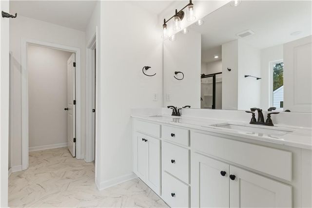 373 Waterbluff Drive, Mableton, GA 30126