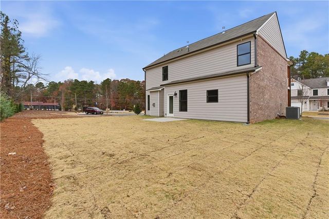 373 Waterbluff Drive, Mableton, GA 30126