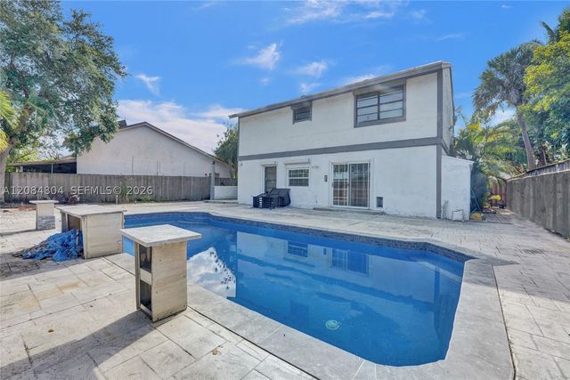 3753 NW 73rd Way, Coral Springs, FL 33065