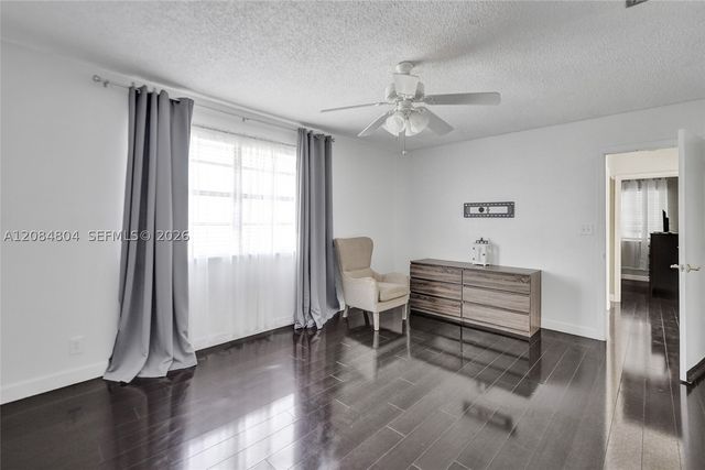3753 NW 73rd Way, Coral Springs, FL 33065