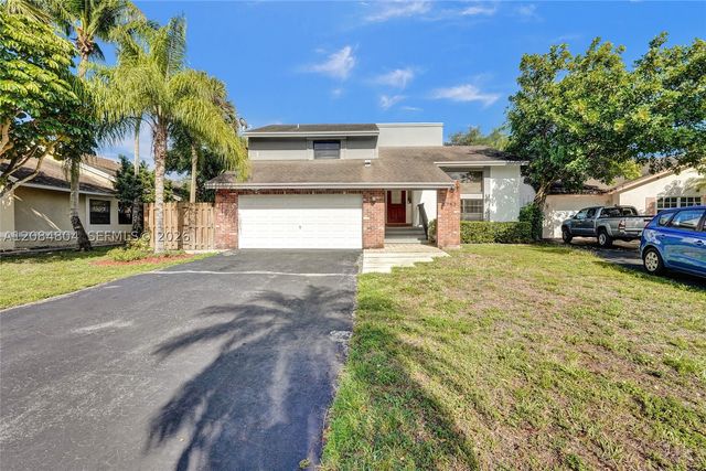 3753 NW 73rd Way, Coral Springs, FL 33065