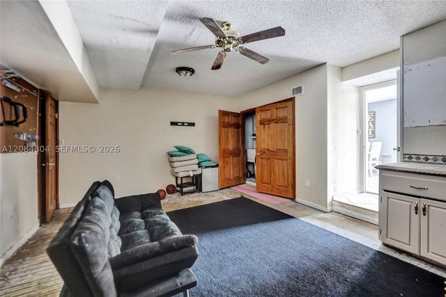3753 NW 73rd Way, Coral Springs, FL 33065