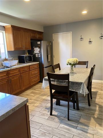 301 W Parkwood, La Habra, CA 90631
