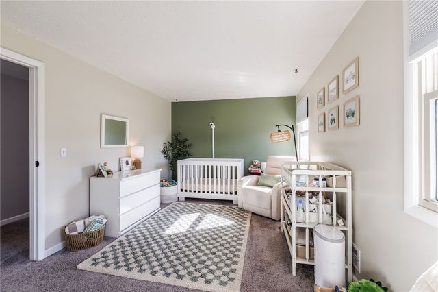 156 Oak Bridge, Greece, NY 14612