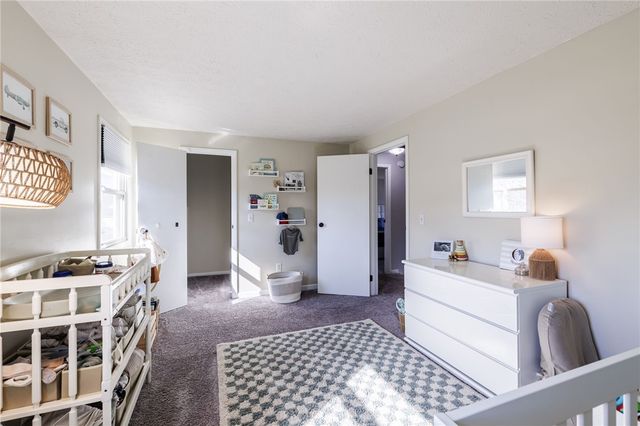 156 Oak Bridge, Greece, NY 14612