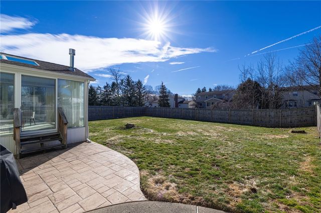 156 Oak Bridge, Greece, NY 14612