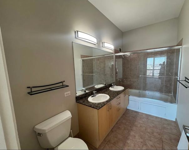 1845 S Michigan Avenue 2005, Chicago, IL 60616