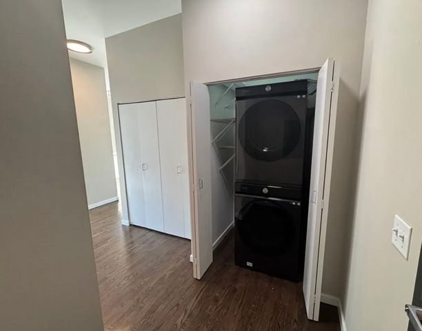 1845 S Michigan Avenue 2005, Chicago, IL 60616