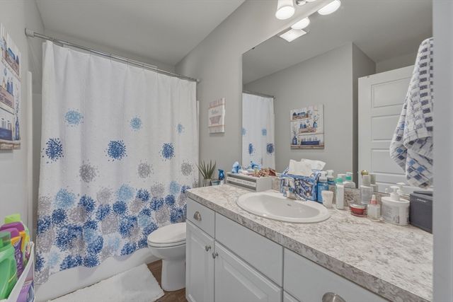 1 Skyview Lane 1, Westford, MA 01886