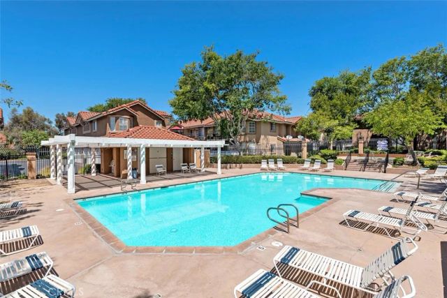 39 Via Hermosa, Rancho Santa Margarita, CA 92688