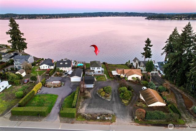 5762 Chico Way NW, Bremerton, WA 98312