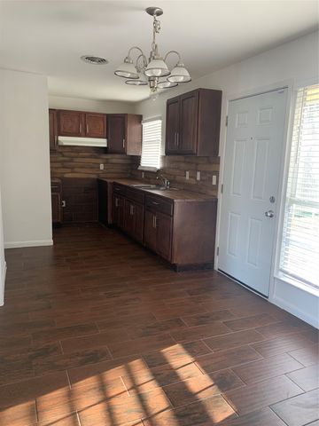 7675 Woodshire Drive, Dallas, TX 75232