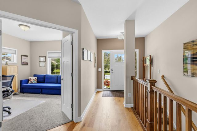 316 Wedgewood Circle, Hudson, WI 54016