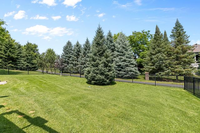 316 Wedgewood Circle, Hudson, WI 54016